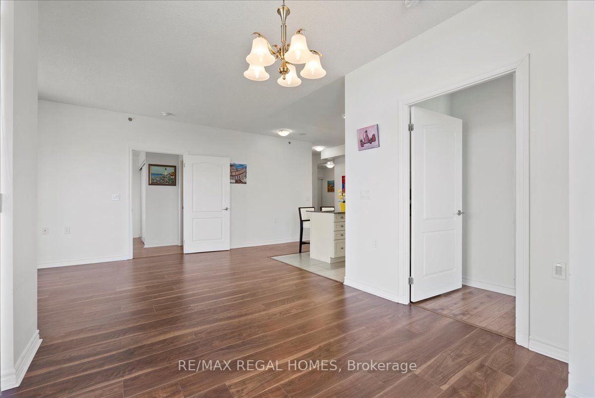 Listing W6003720 - Large Photo # 15
