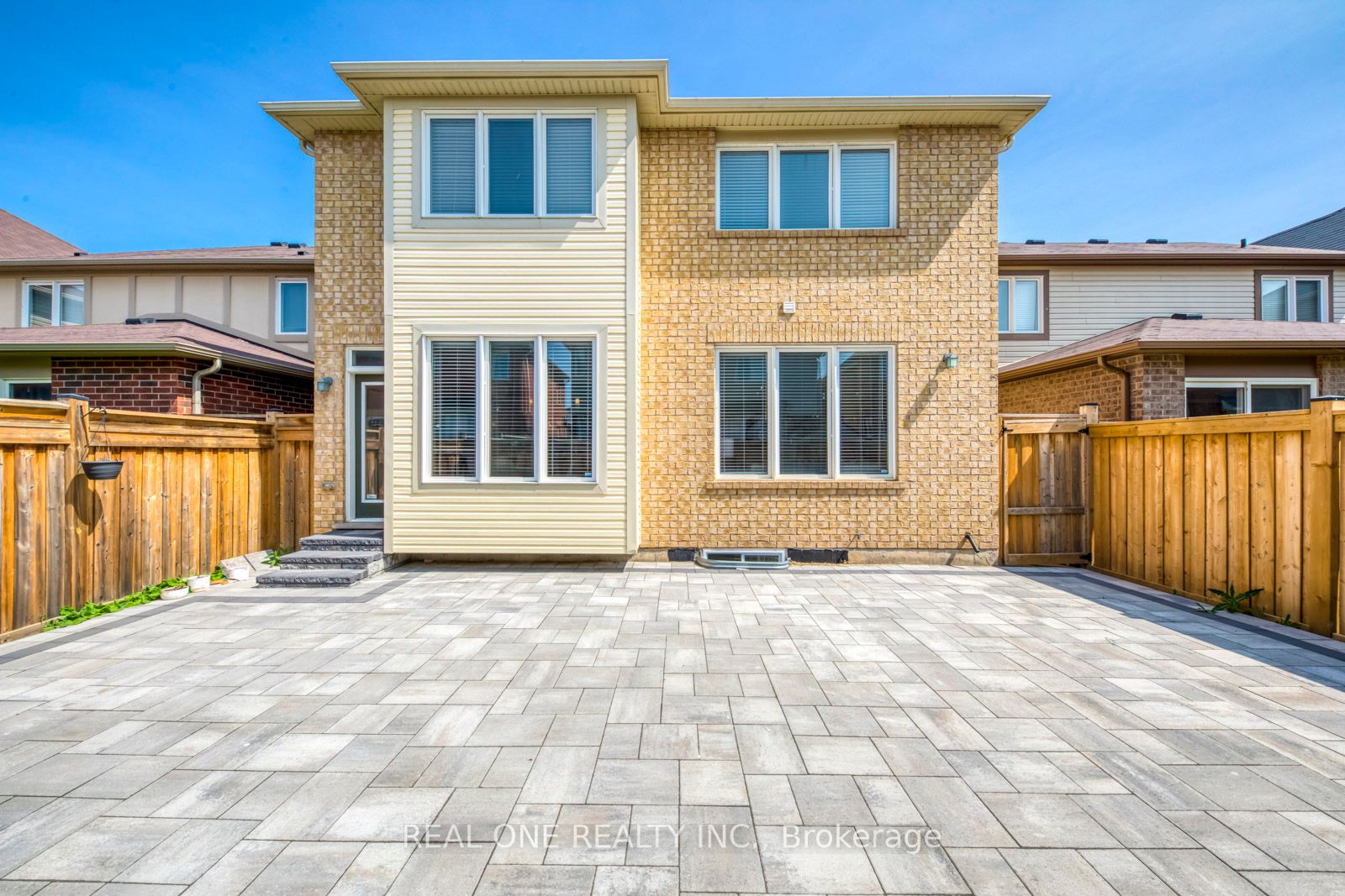 Listing W6003840 - Large Photo # 40