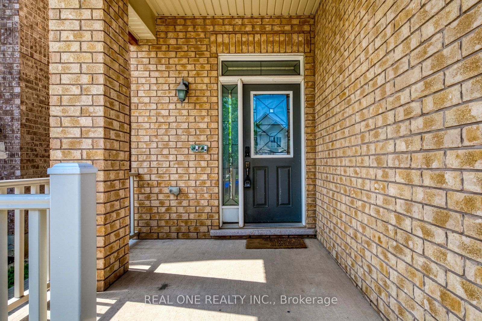Listing W6003840 - Large Photo # 2