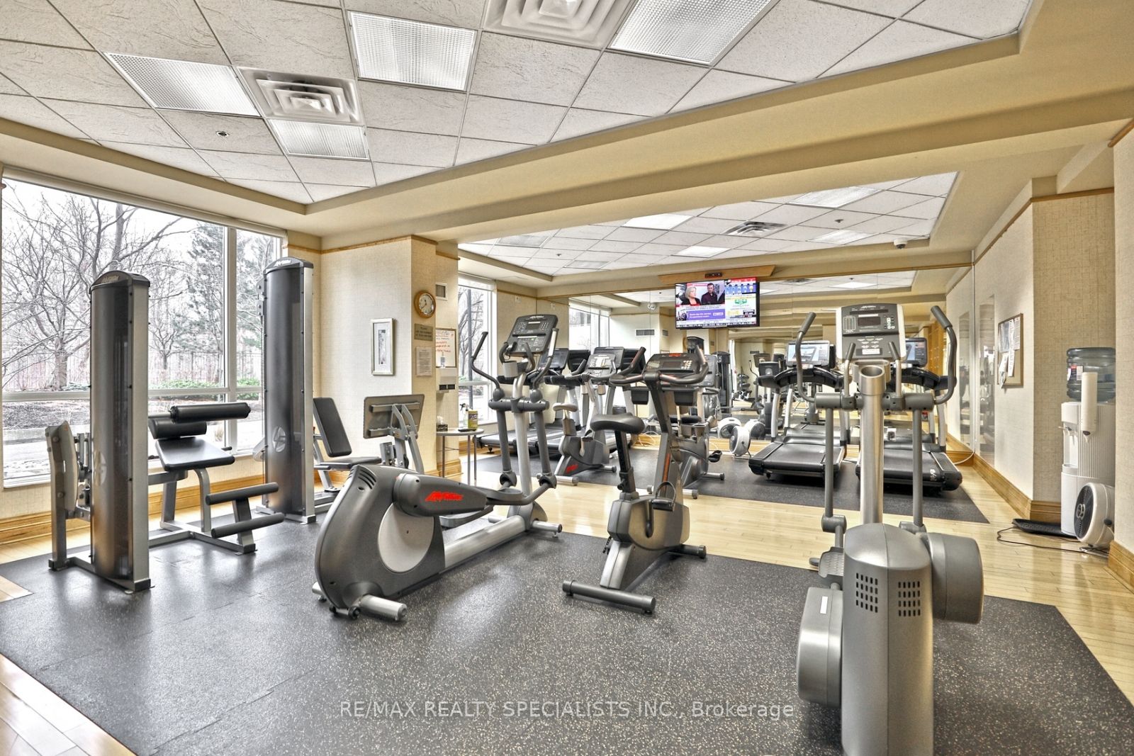 Listing W6003860 - Large Photo # 37