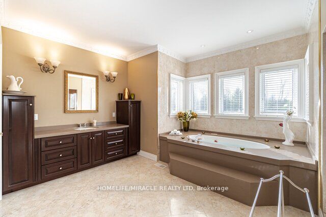 Listing W6003968 - Large Photo # 26