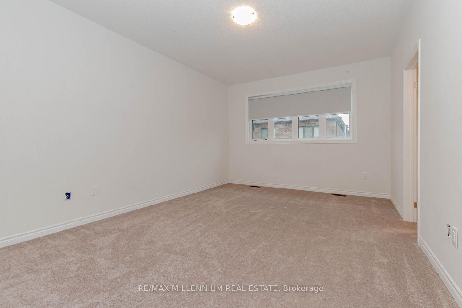 38 Calabria Dr