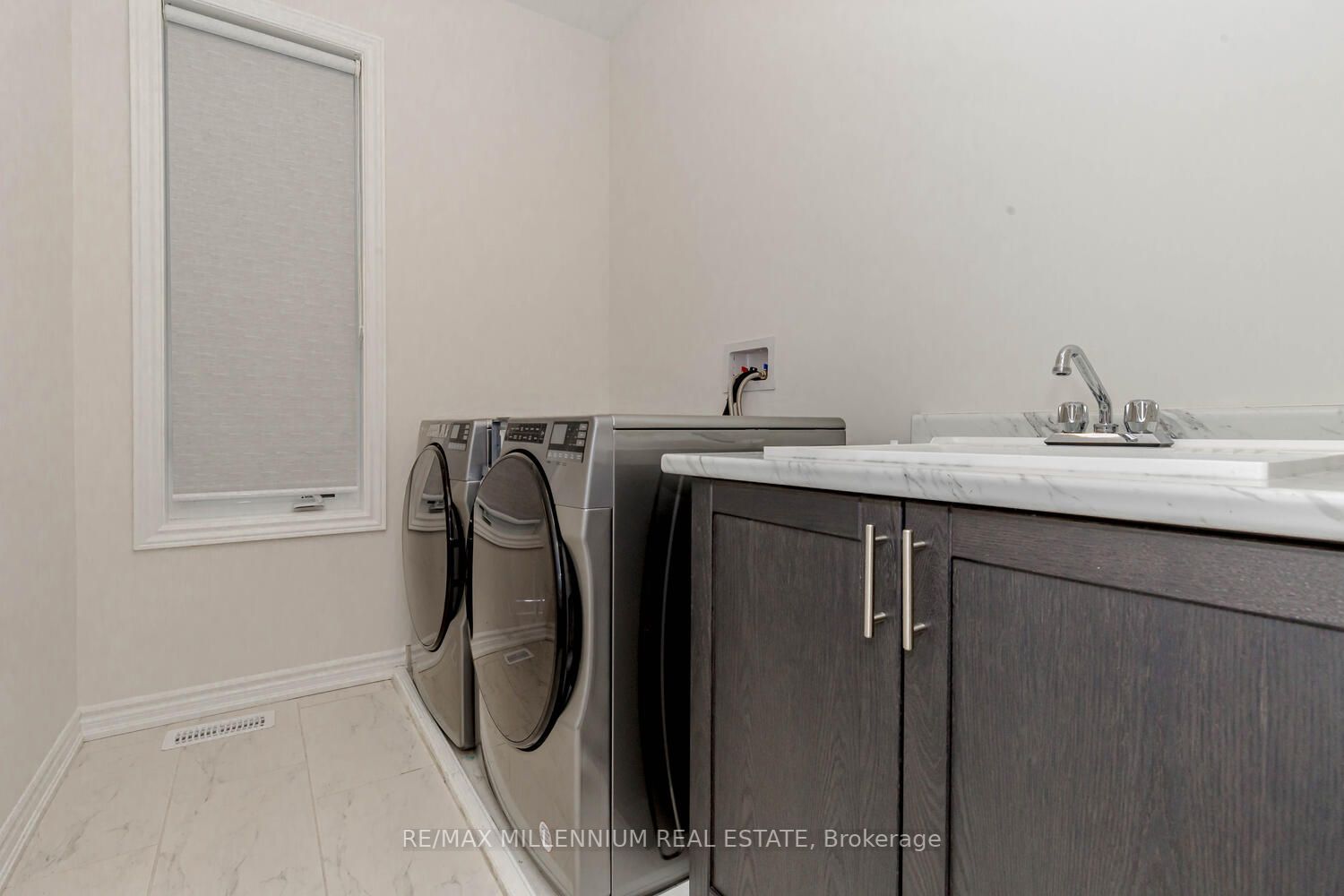 38 Calabria Dr