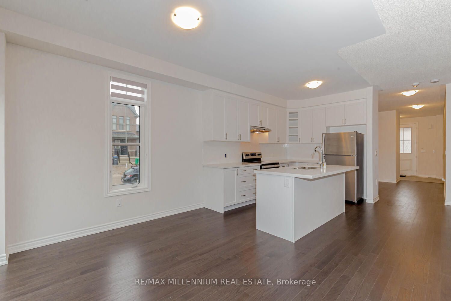 38 Calabria Dr