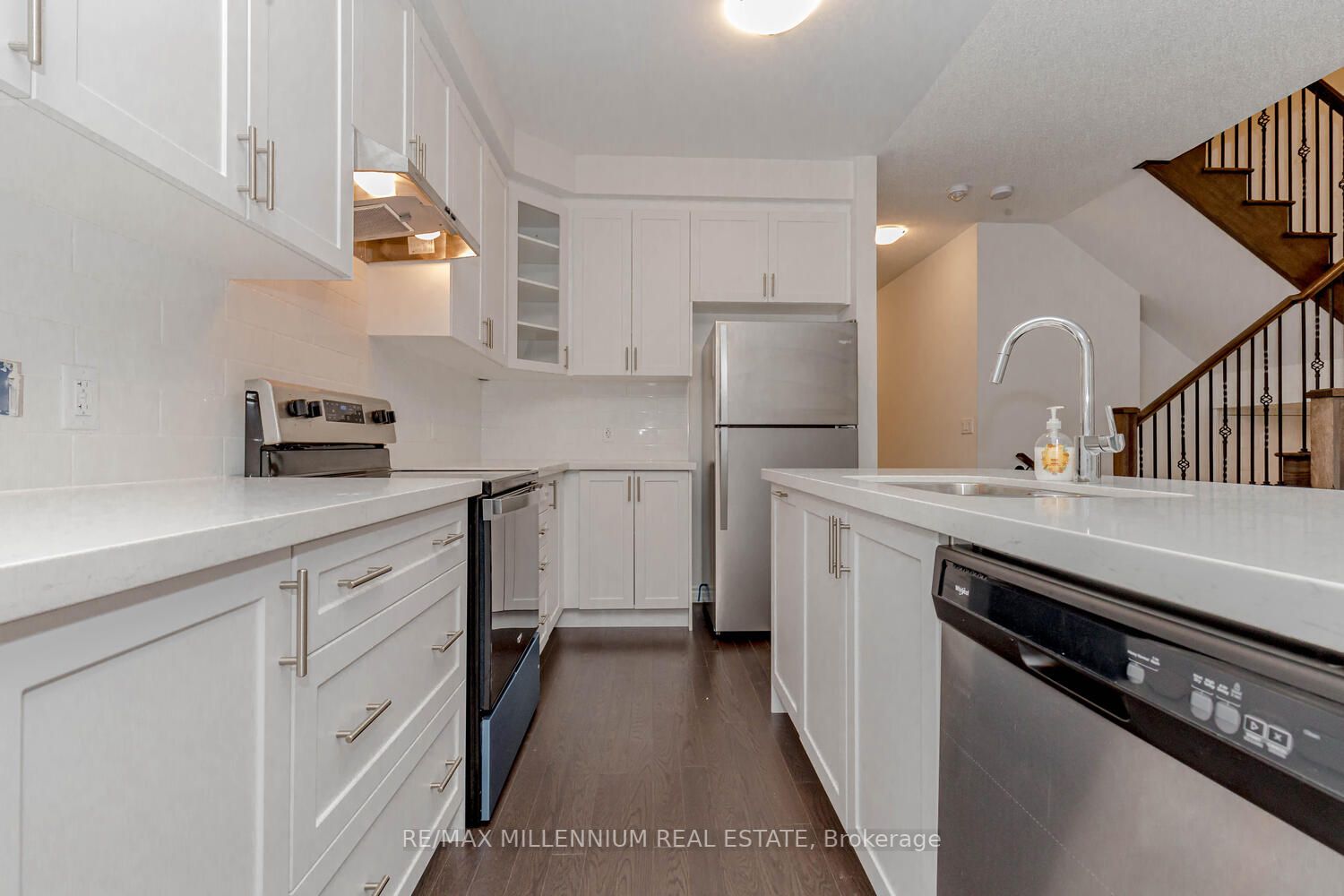 38 Calabria Dr
