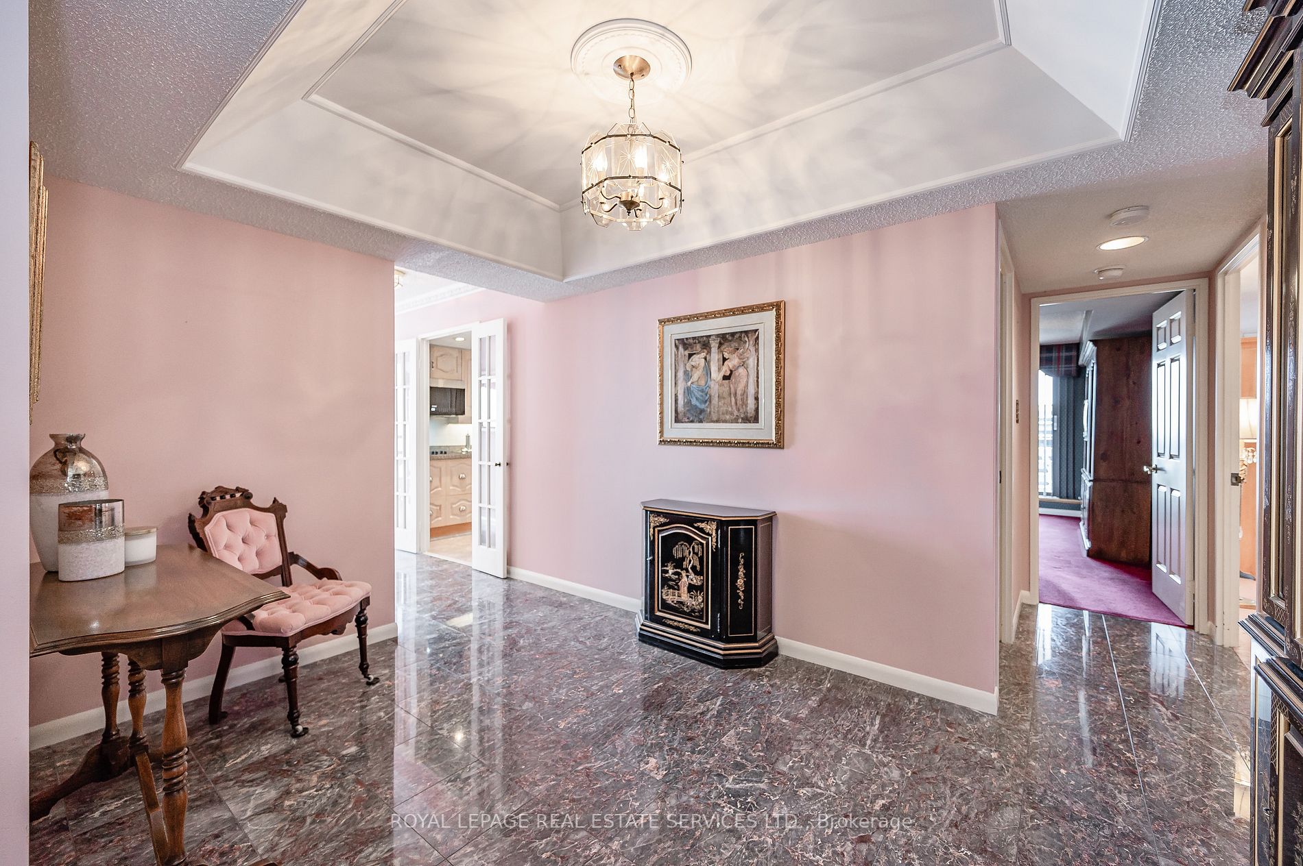 Listing W6004304 - Large Photo # 7