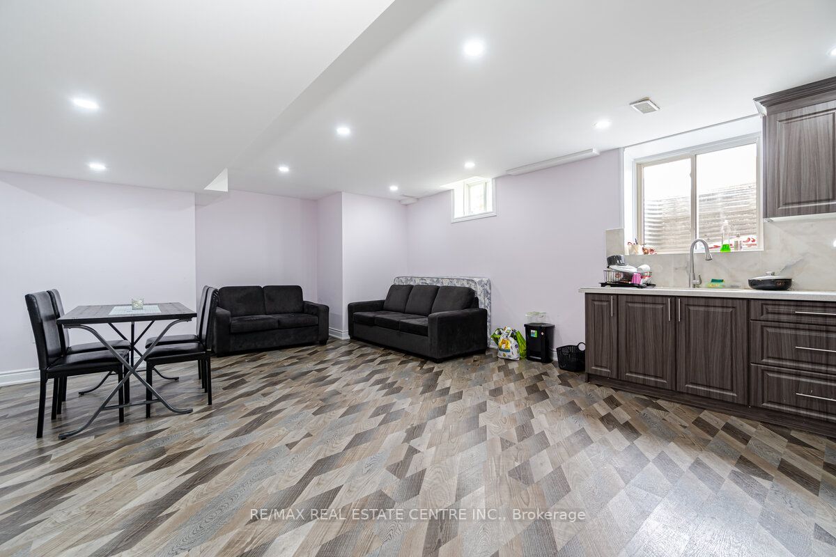 171 Russell Creek Dr