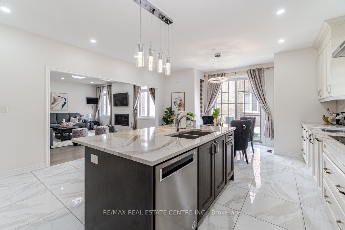 171 Russell Creek Dr