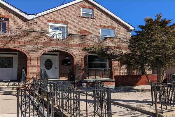 757 St Clarens Ave, Toronto