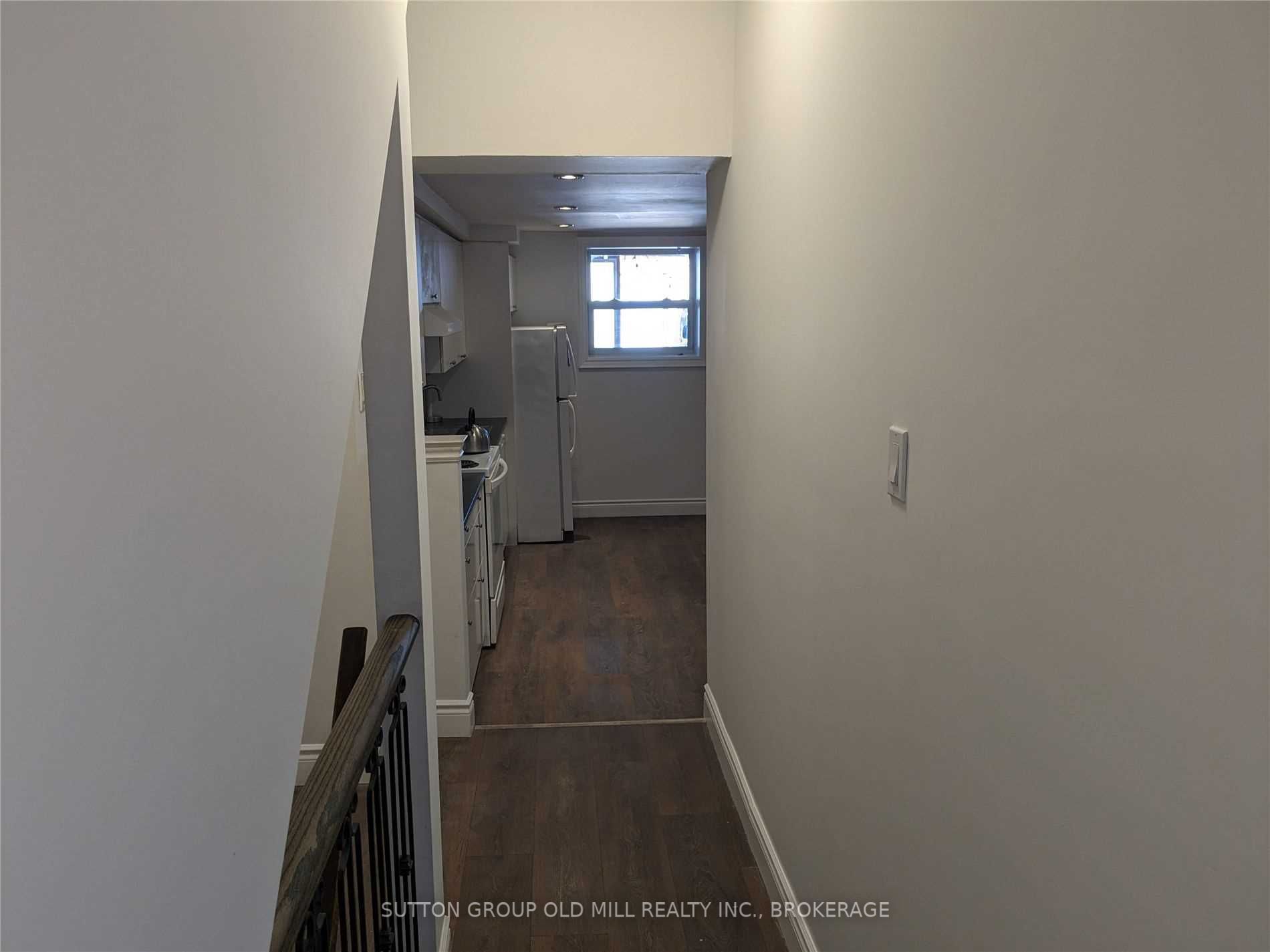 757 St Clarens Ave