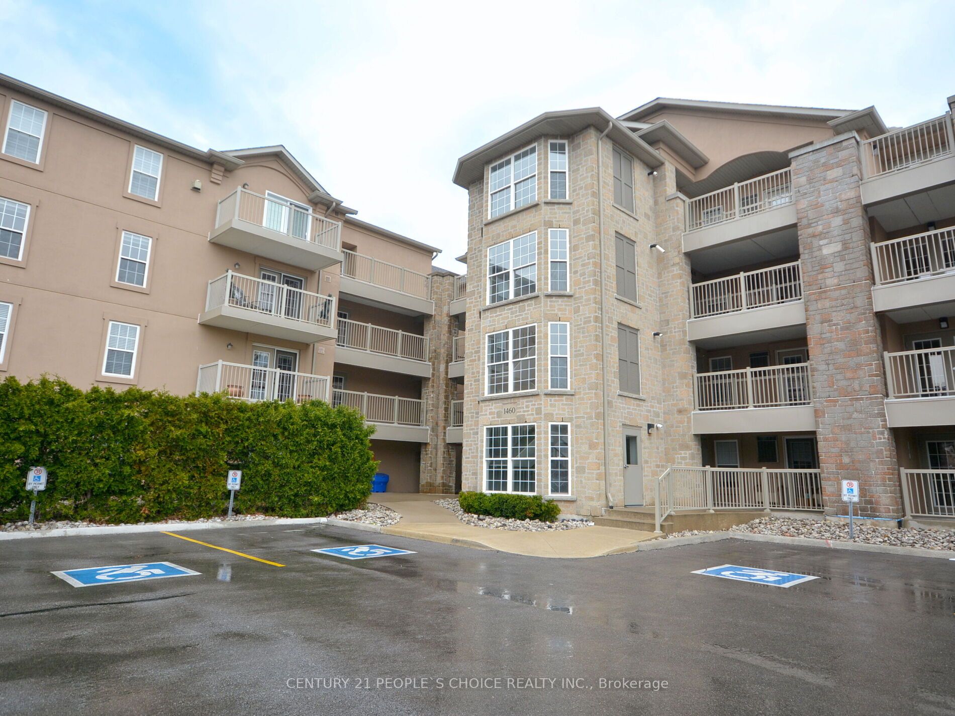 Listing W6004656 - Large Photo # 1