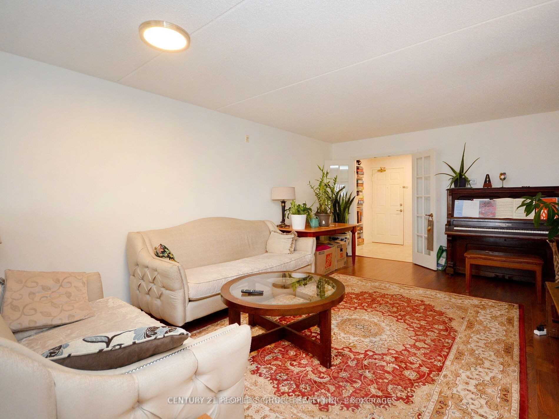 Listing W6004656 - Large Photo # 11