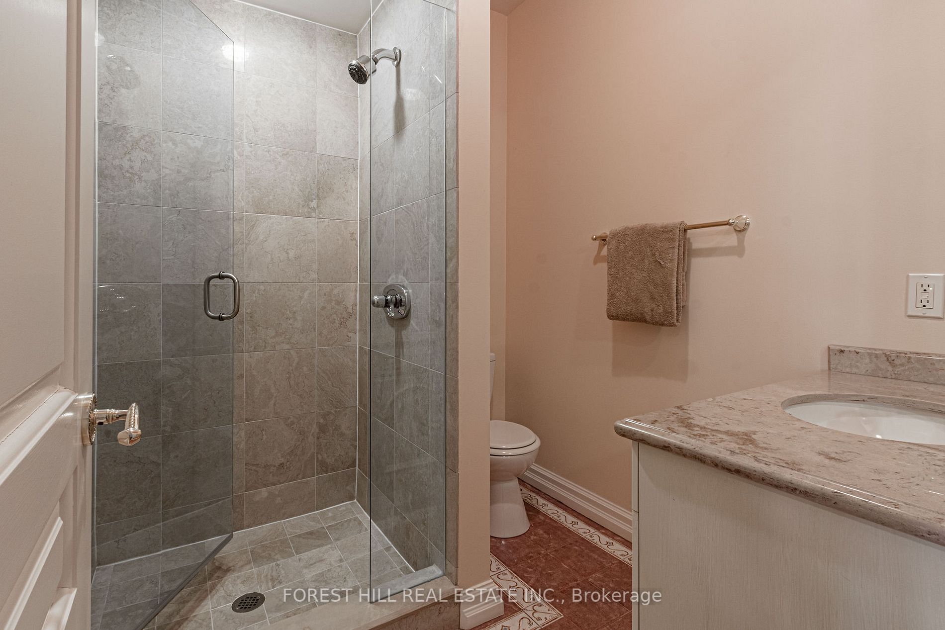 Listing W6004780 - Large Photo # 24