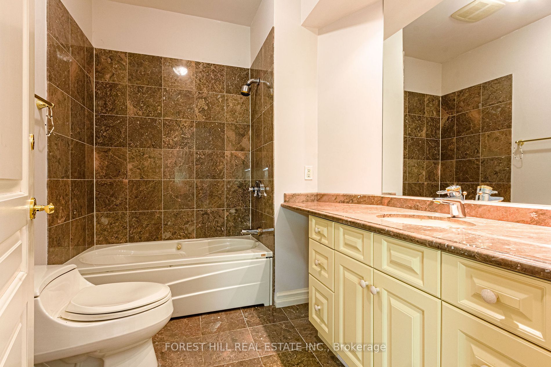 Listing W6004780 - Large Photo # 27