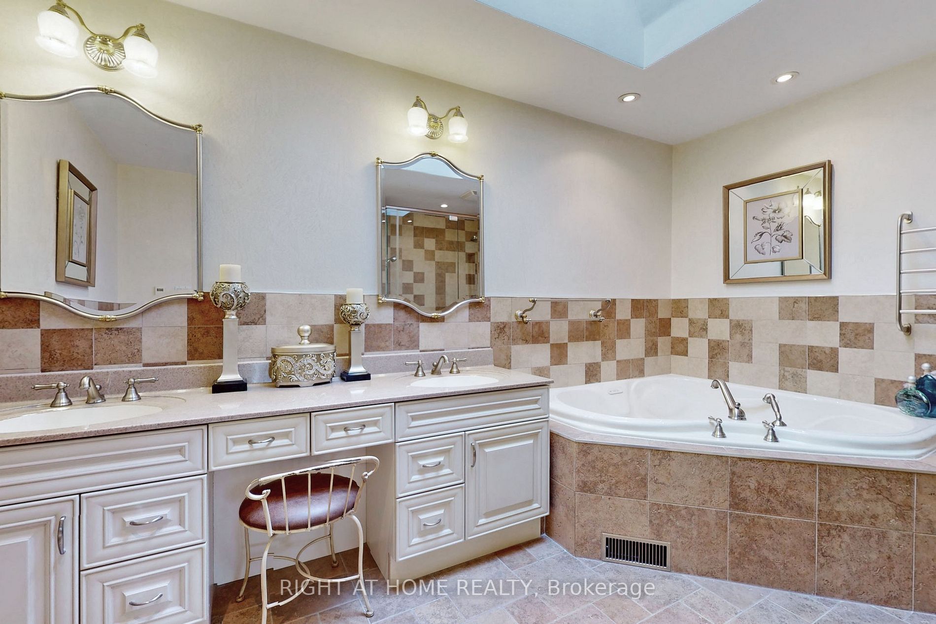 Listing W6004908 - Large Photo # 28