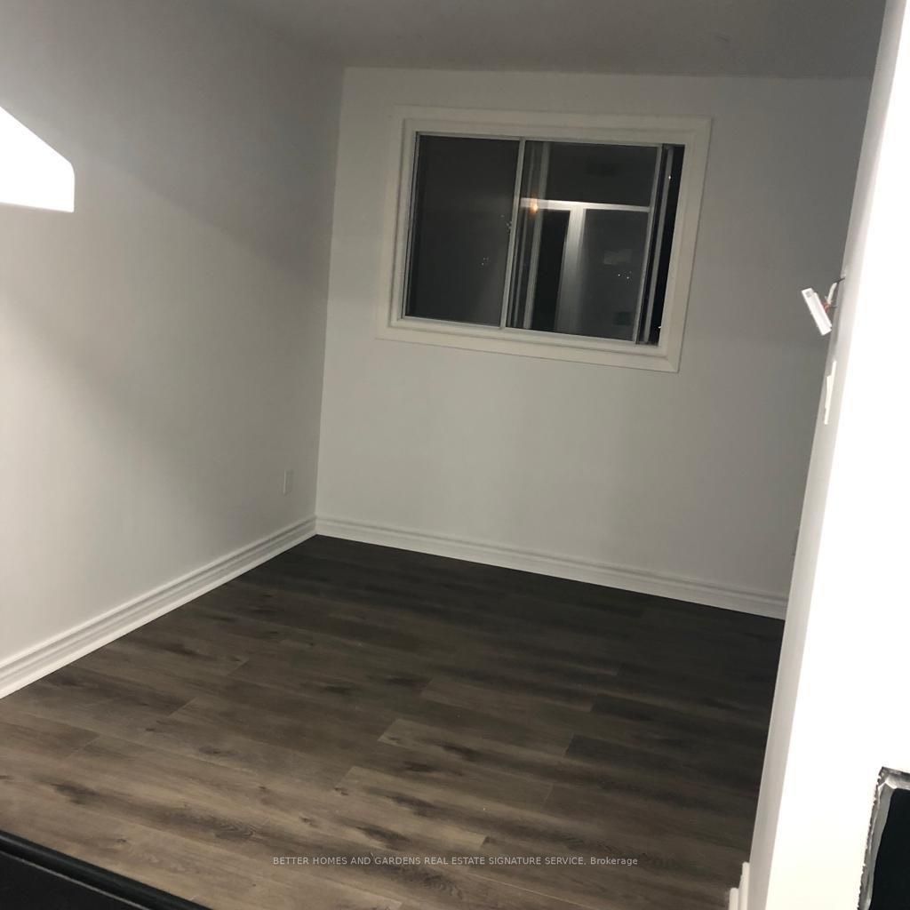 Listing W6005008 - Large Photo # 12