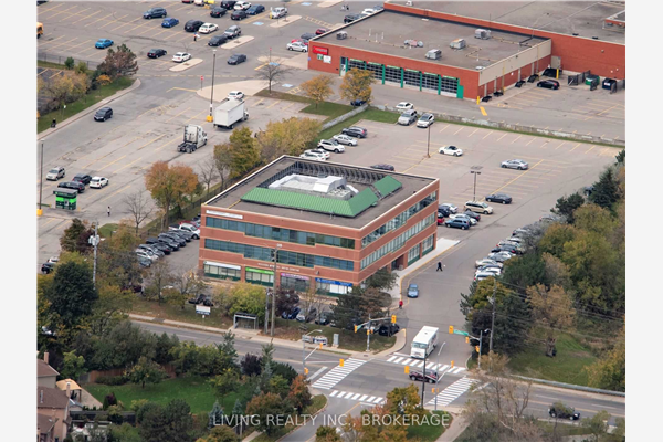 36 Vodden St E, Brampton