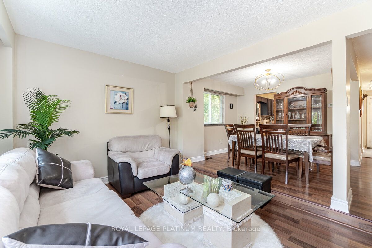 Listing W6005328 - Large Photo # 13