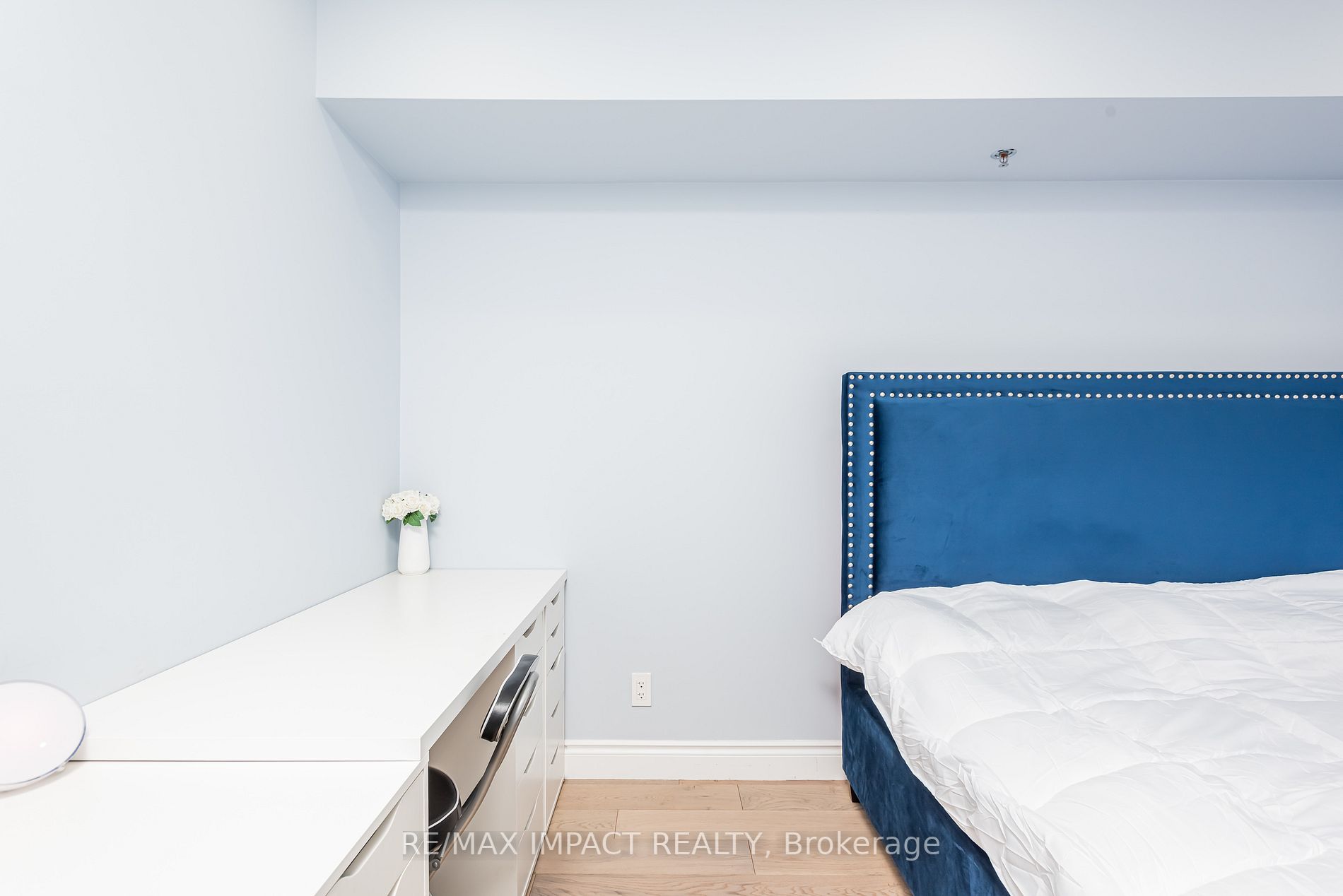 3060 Rotary Way, #201