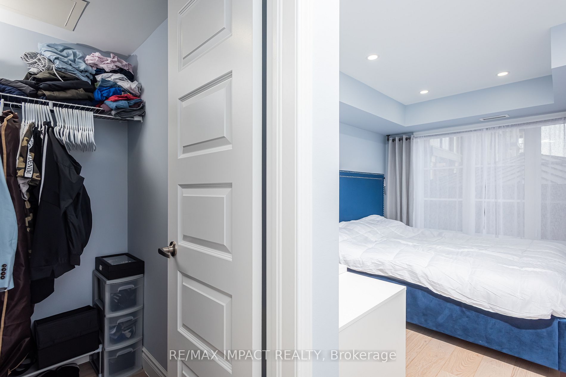 3060 Rotary Way, #201