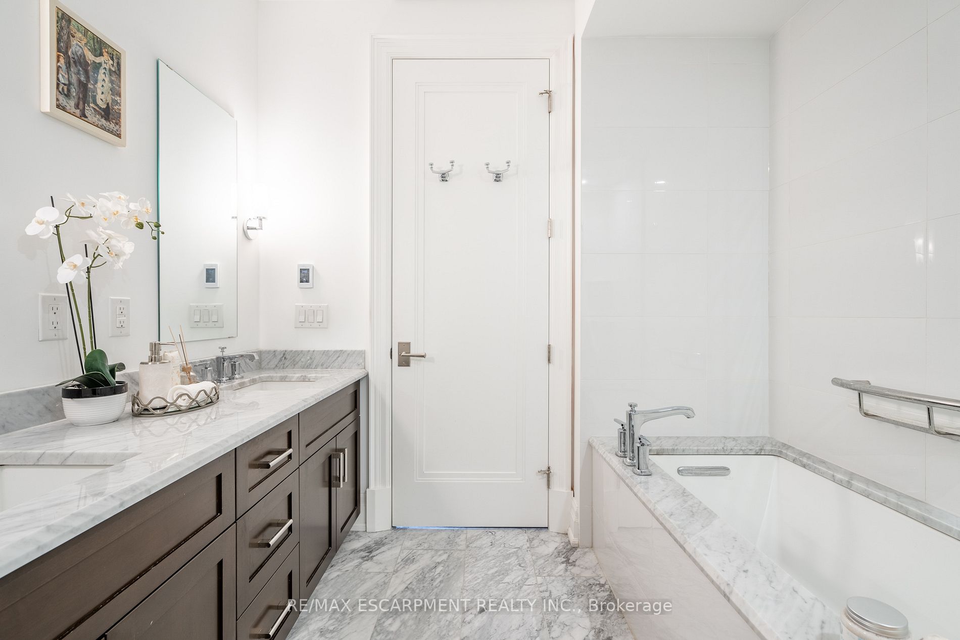 Listing W6005900 - Large Photo # 28