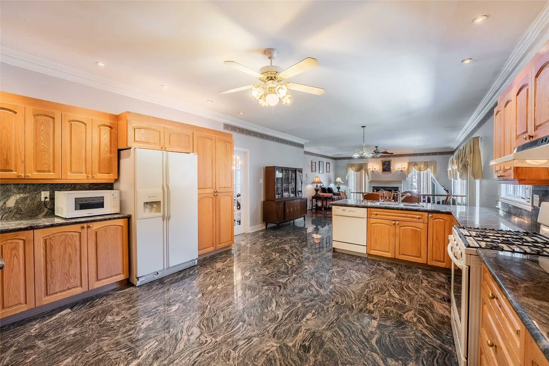 Listing W6005975 - Large Photo # 11