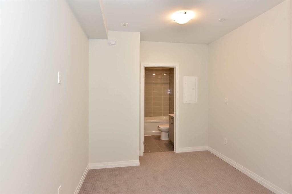 402 The East Mall, #116