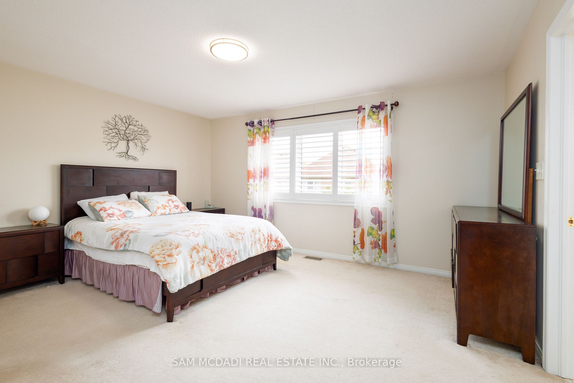 4879 Marble Arch Mews
