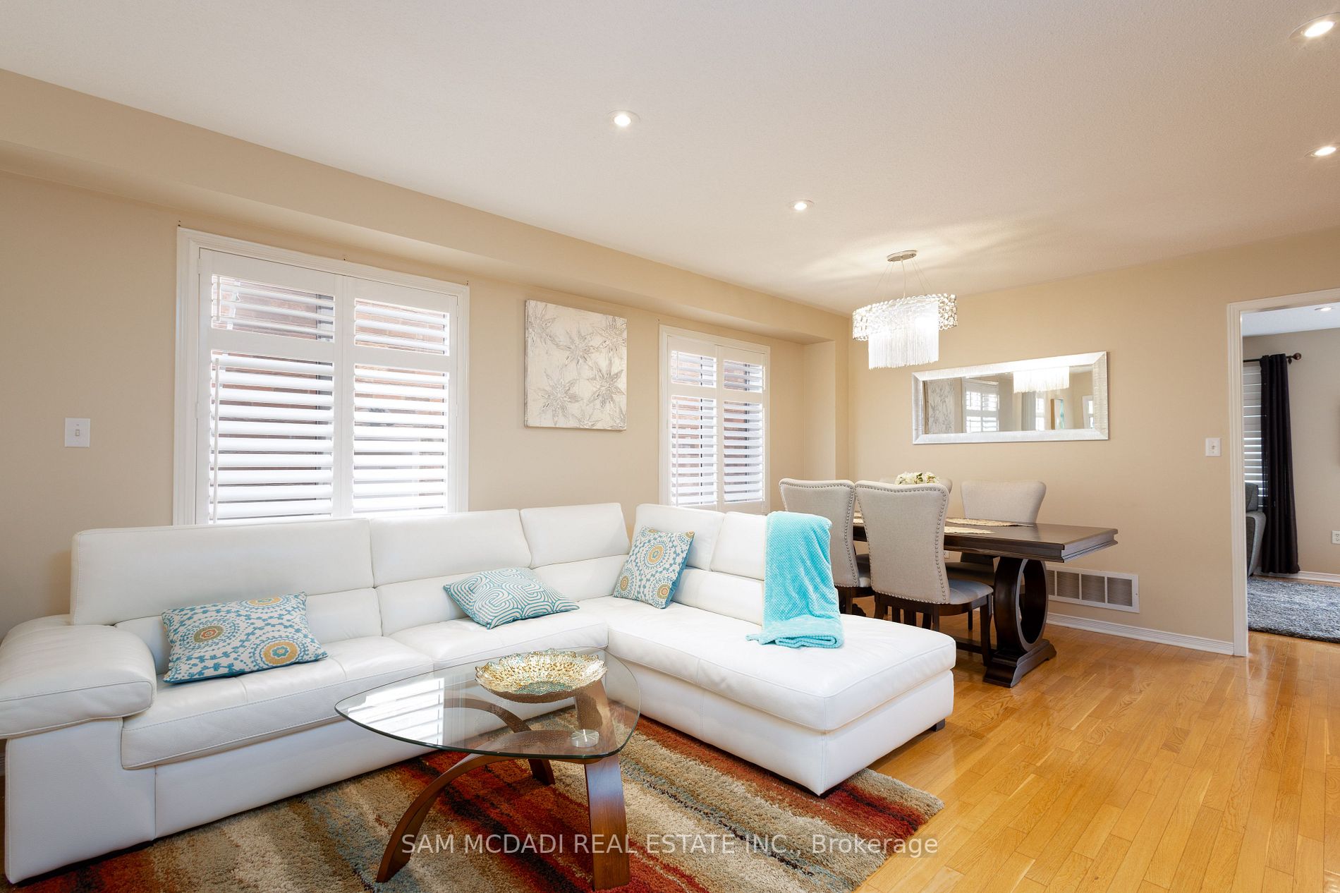 4879 Marble Arch Mews