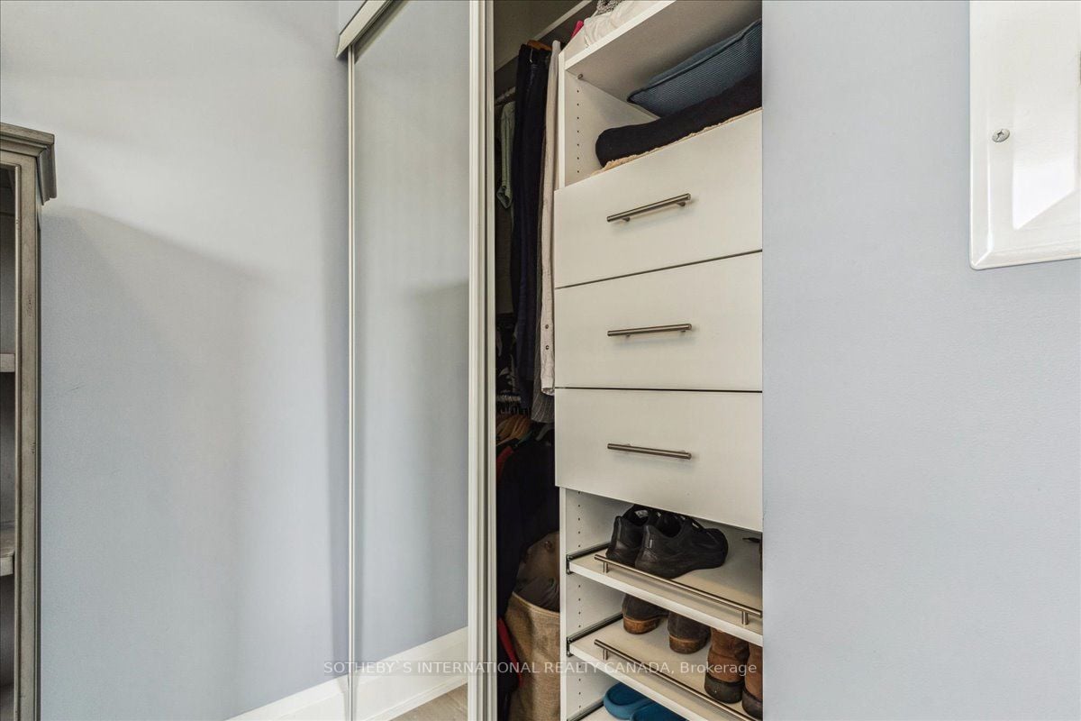 110 Marine Parade Dr, #908