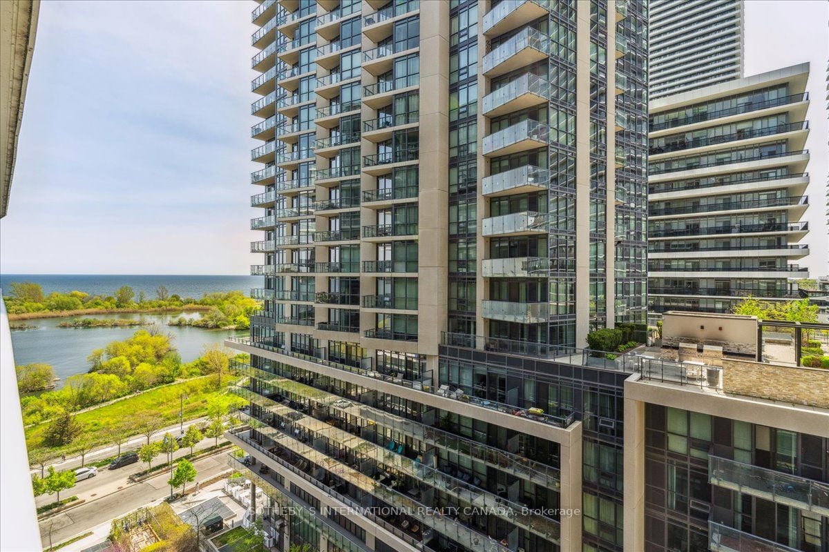 110 Marine Parade Dr, #908