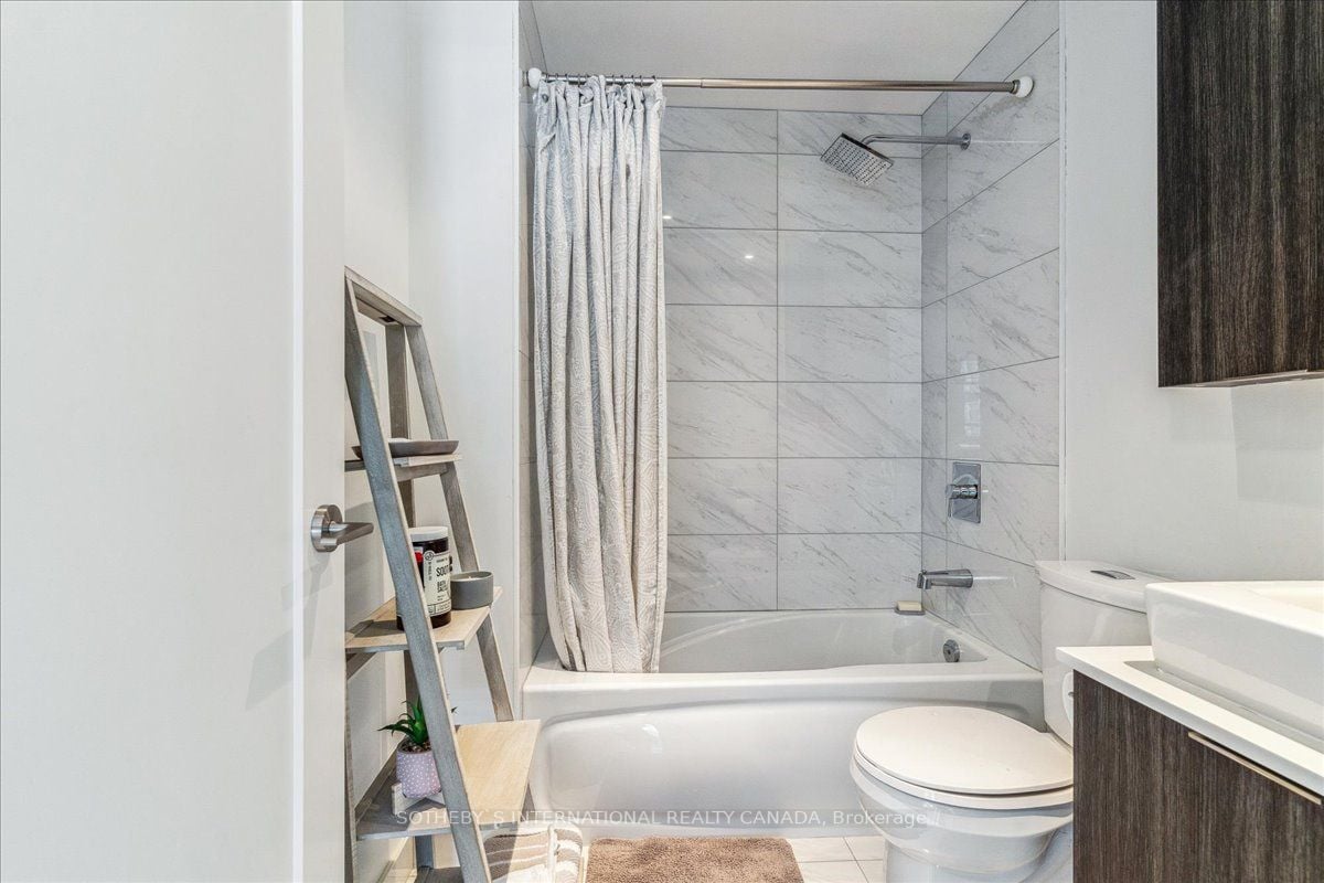 110 Marine Parade Dr, #908