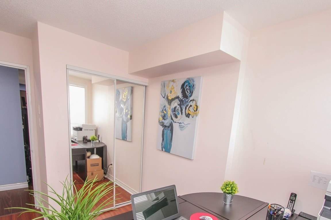 Listing W6006617 - Large Photo # 15