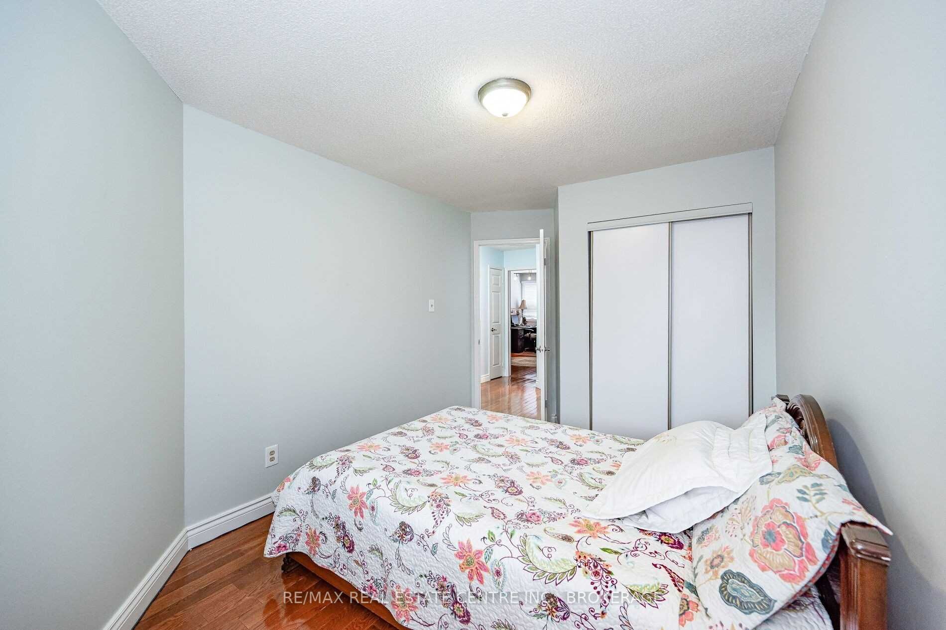 2199 Burnhamthorpe Rd W, #46