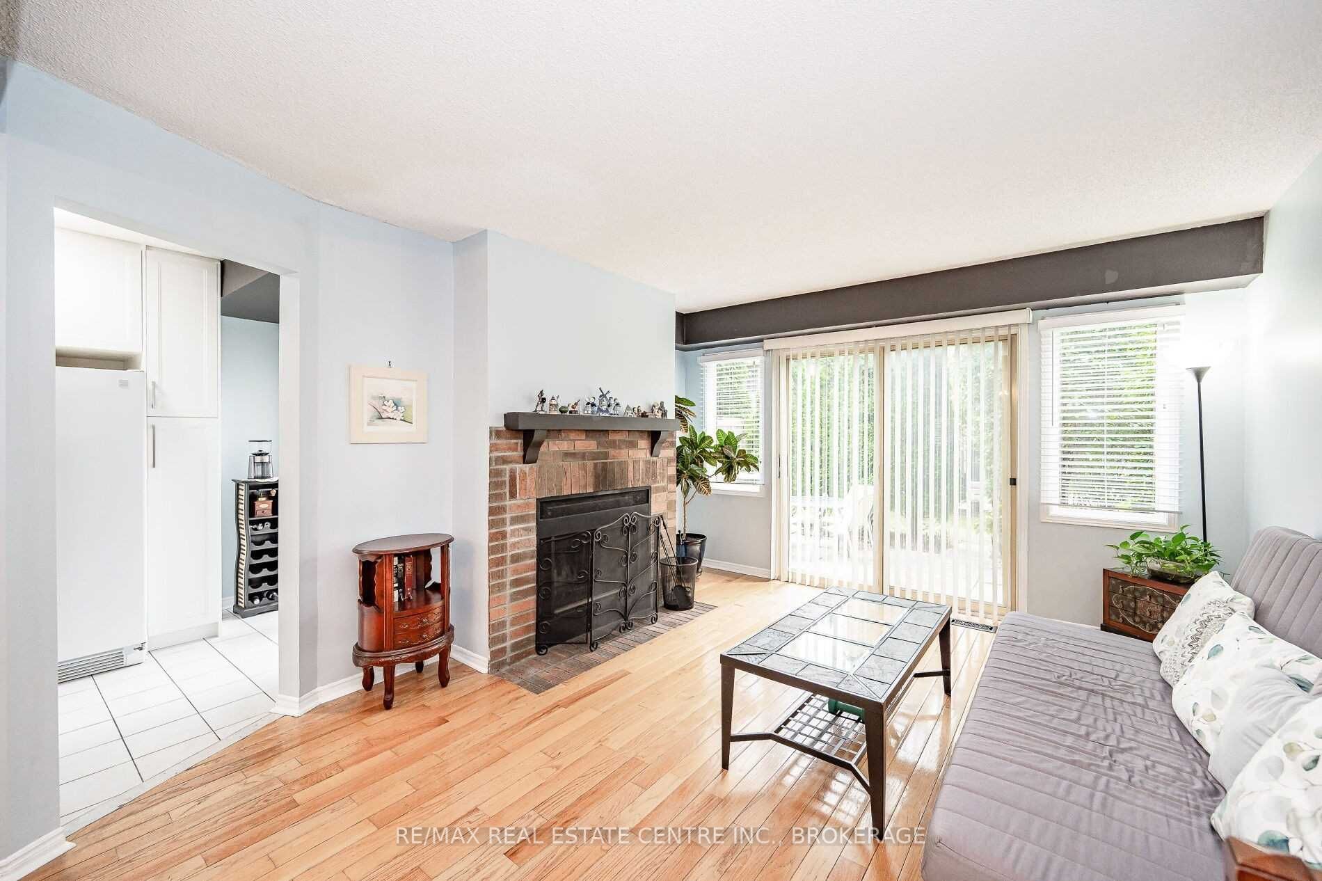 2199 Burnhamthorpe Rd W, #46