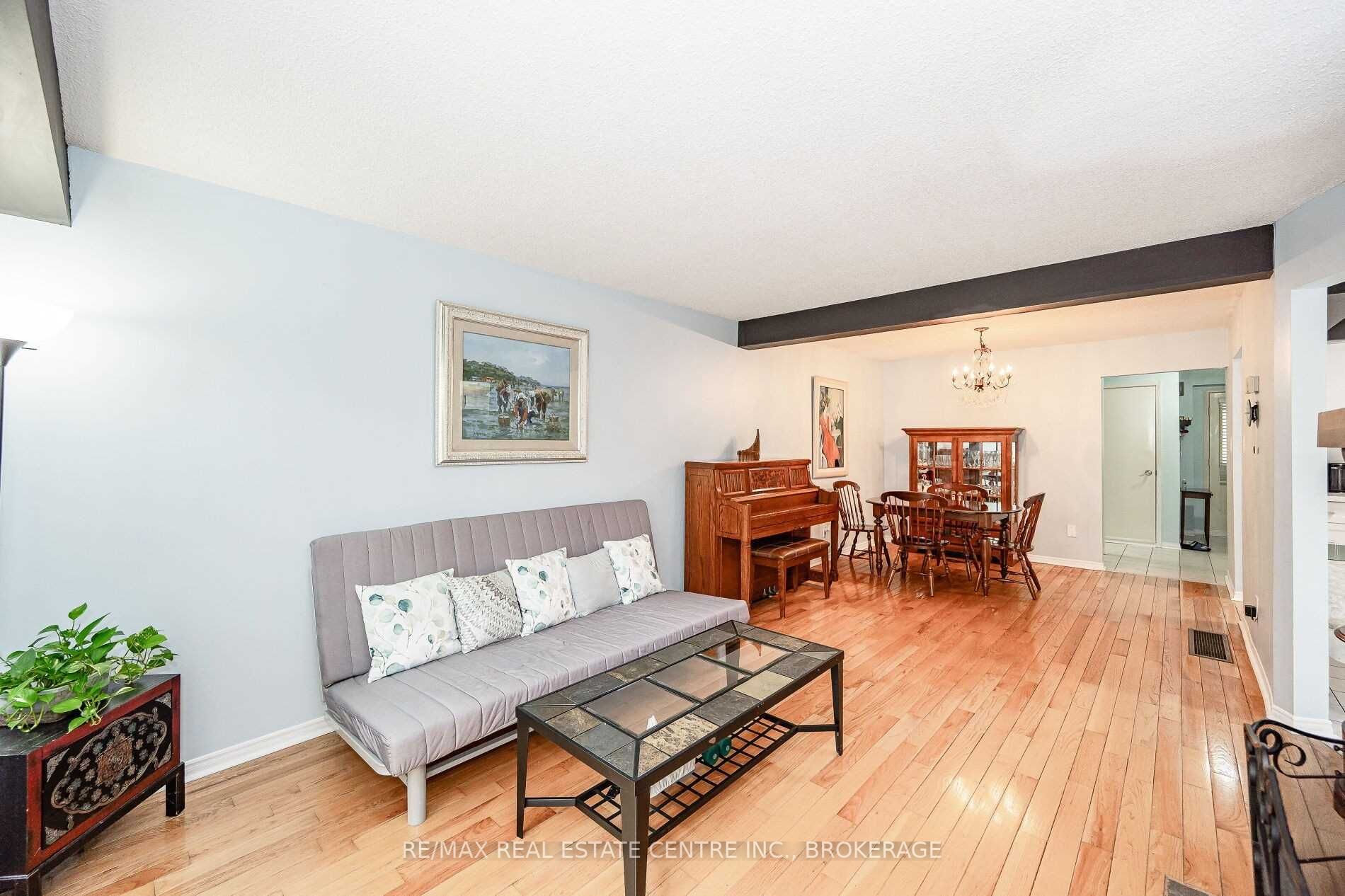 2199 Burnhamthorpe Rd W, #46