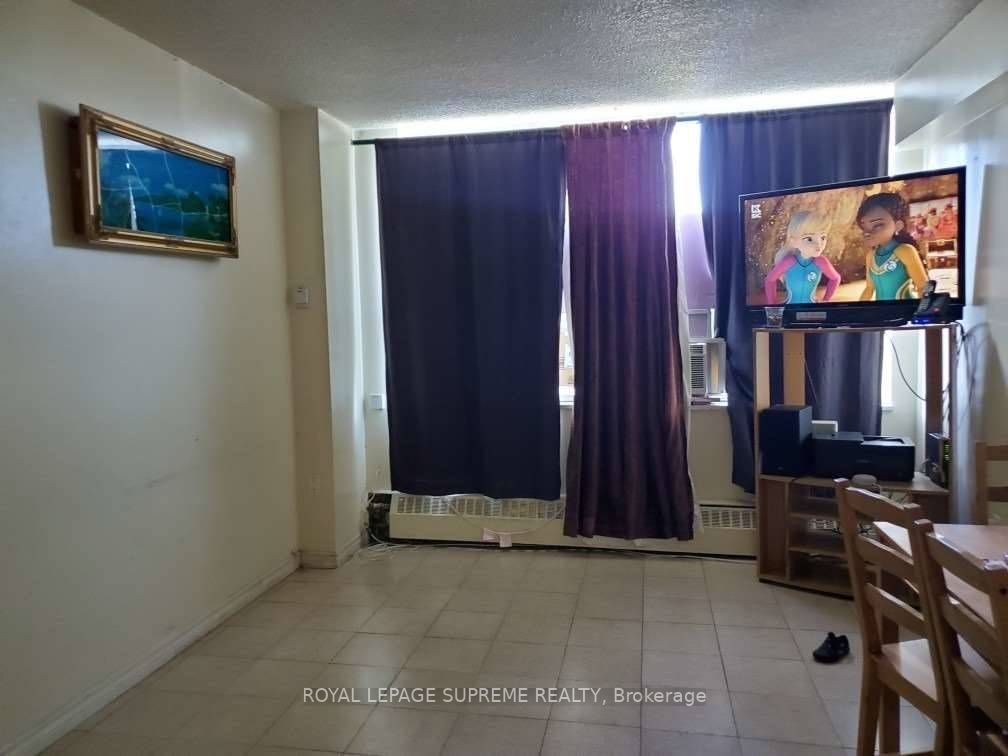 940 Caledonia Rd, #908