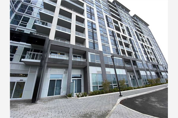 1050 Main St E, Milton