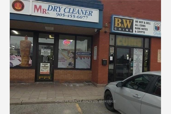 345 Queen St W, Brampton