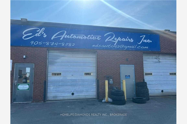 334 Rutherford Rd S, Brampton