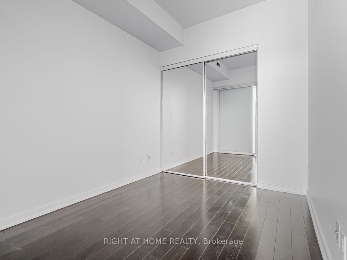 Listing W6008032 - Large Photo # 17