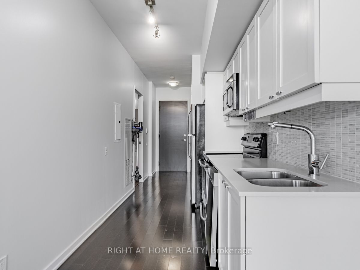 Listing W6008032 - Large Photo # 7