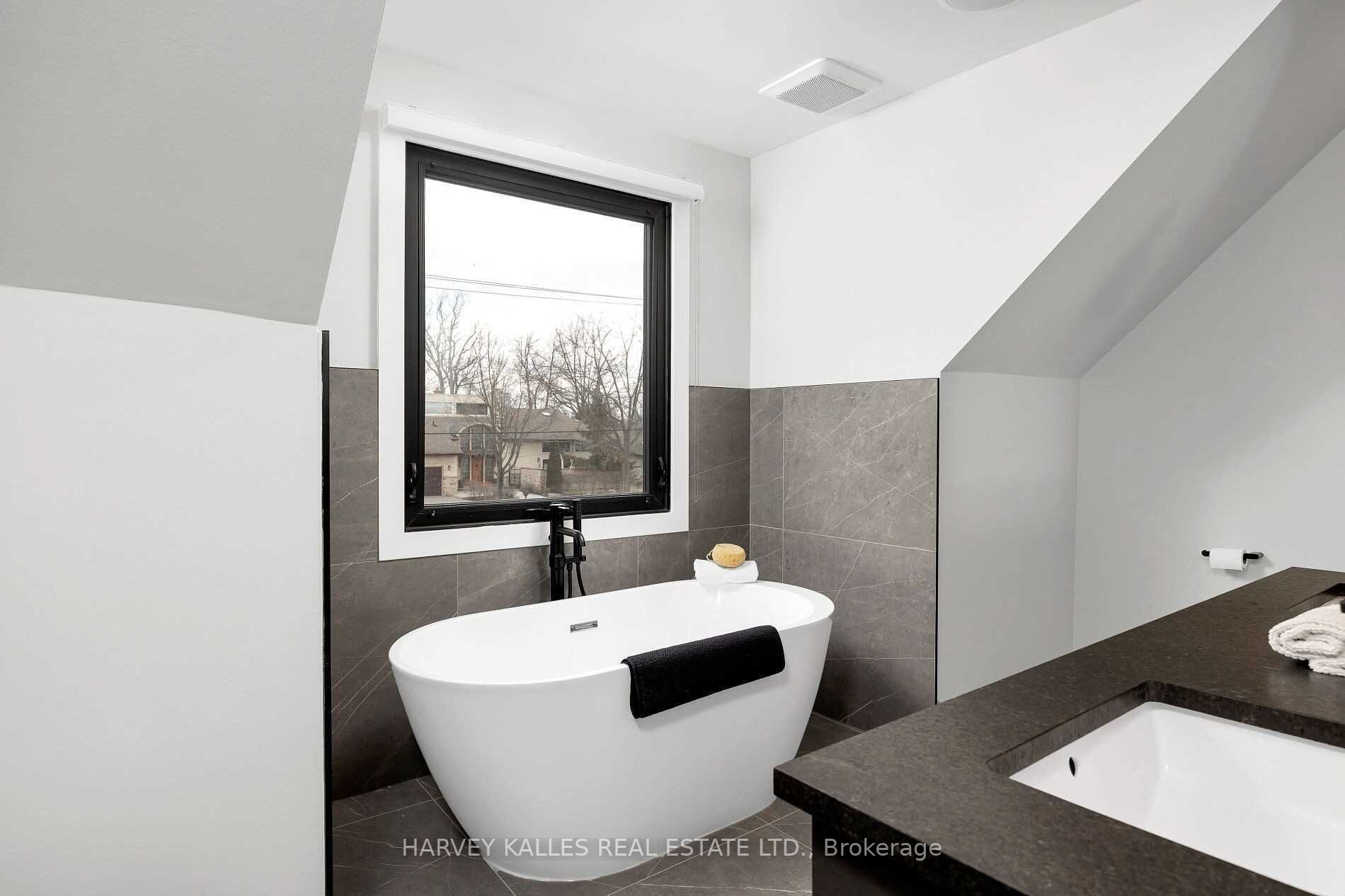 Listing W6008204 - Large Photo # 27
