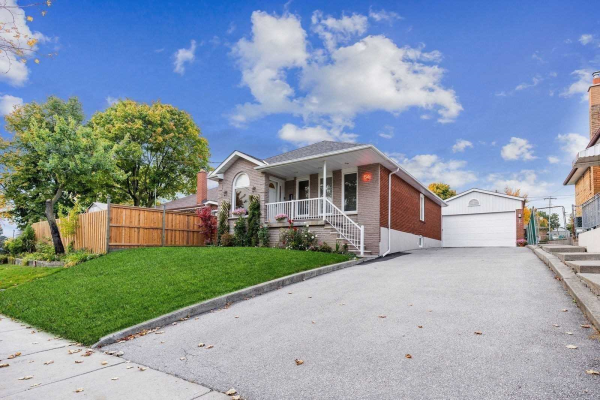 54 George Anderson Dr, Toronto