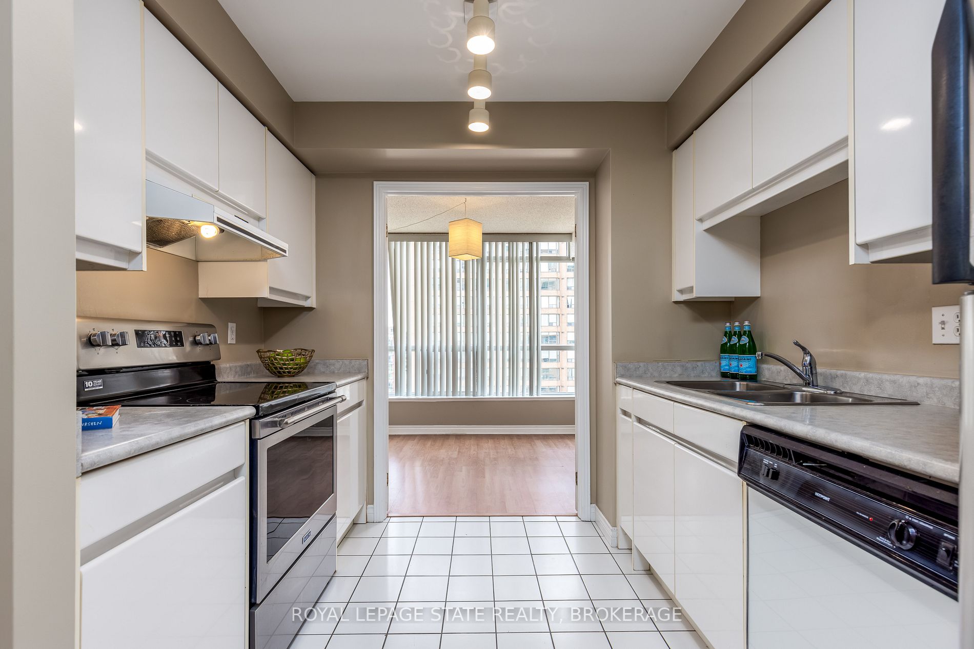 Listing W6008453 - Large Photo # 9