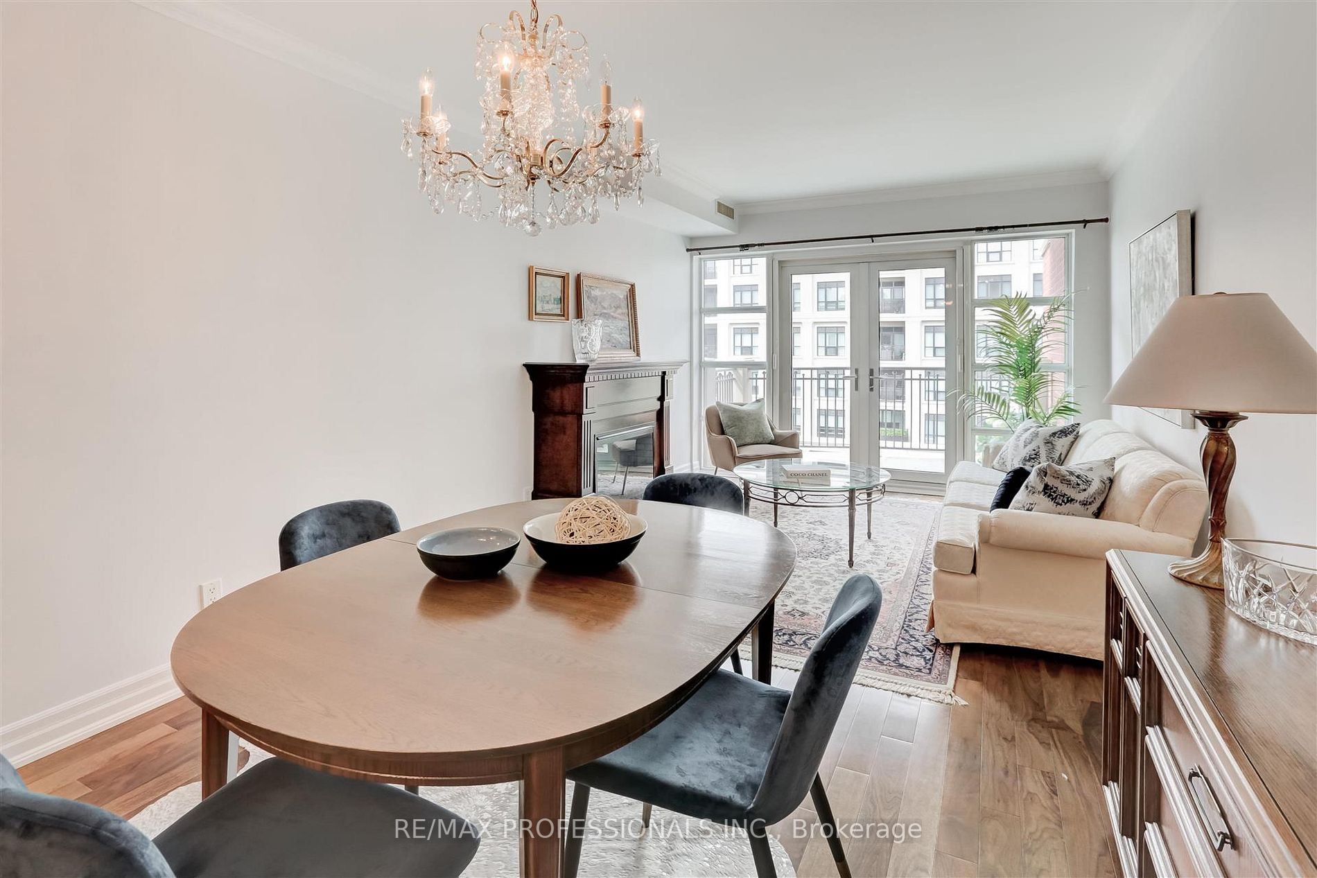 2855 Bloor St W, #621