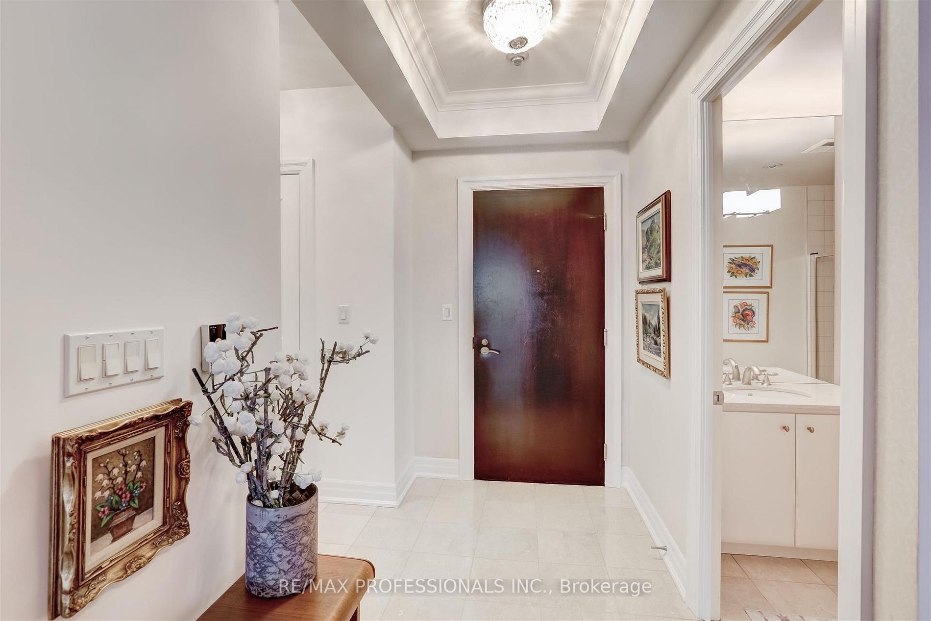2855 Bloor St W, #621