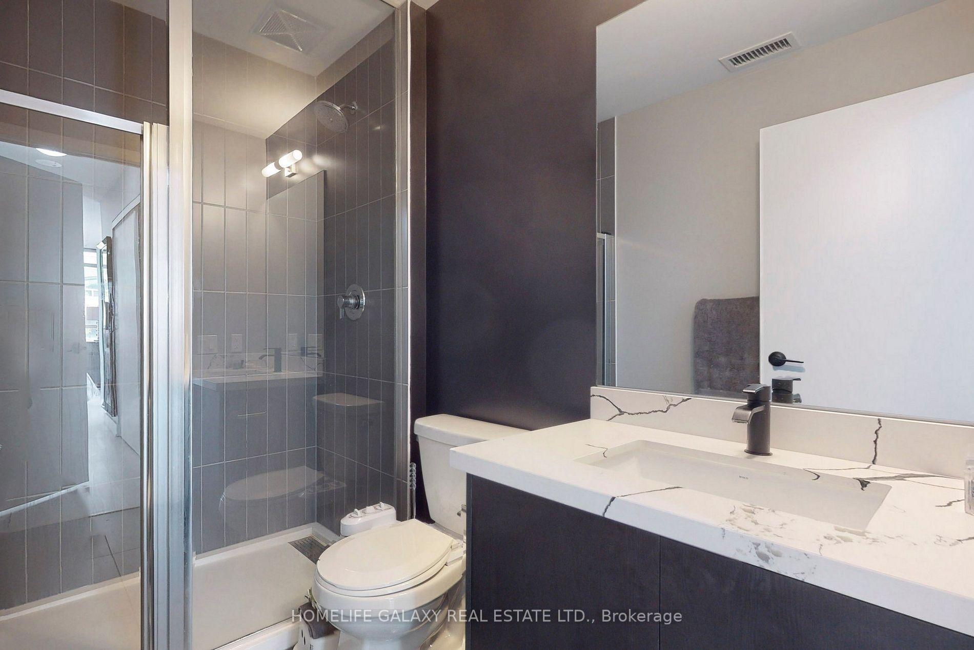 251 Manitoba St, #101