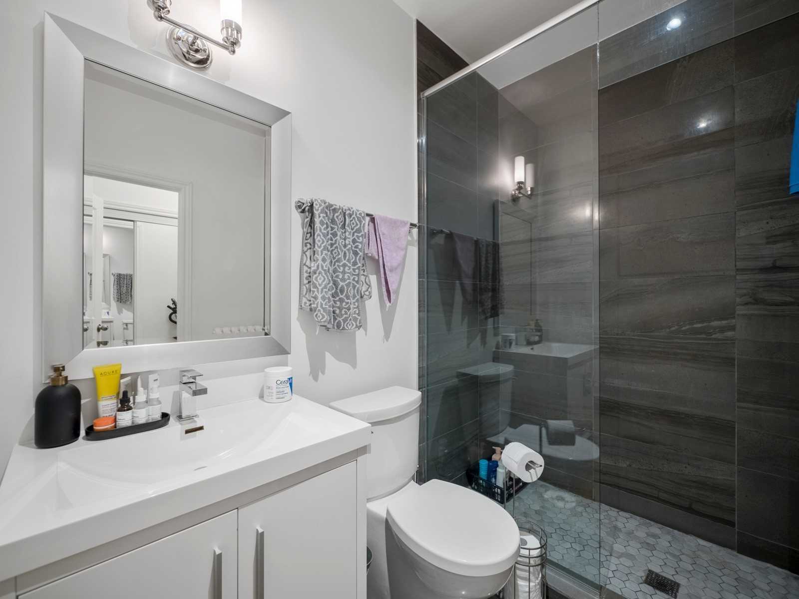 Listing W6008779 - Large Photo # 15
