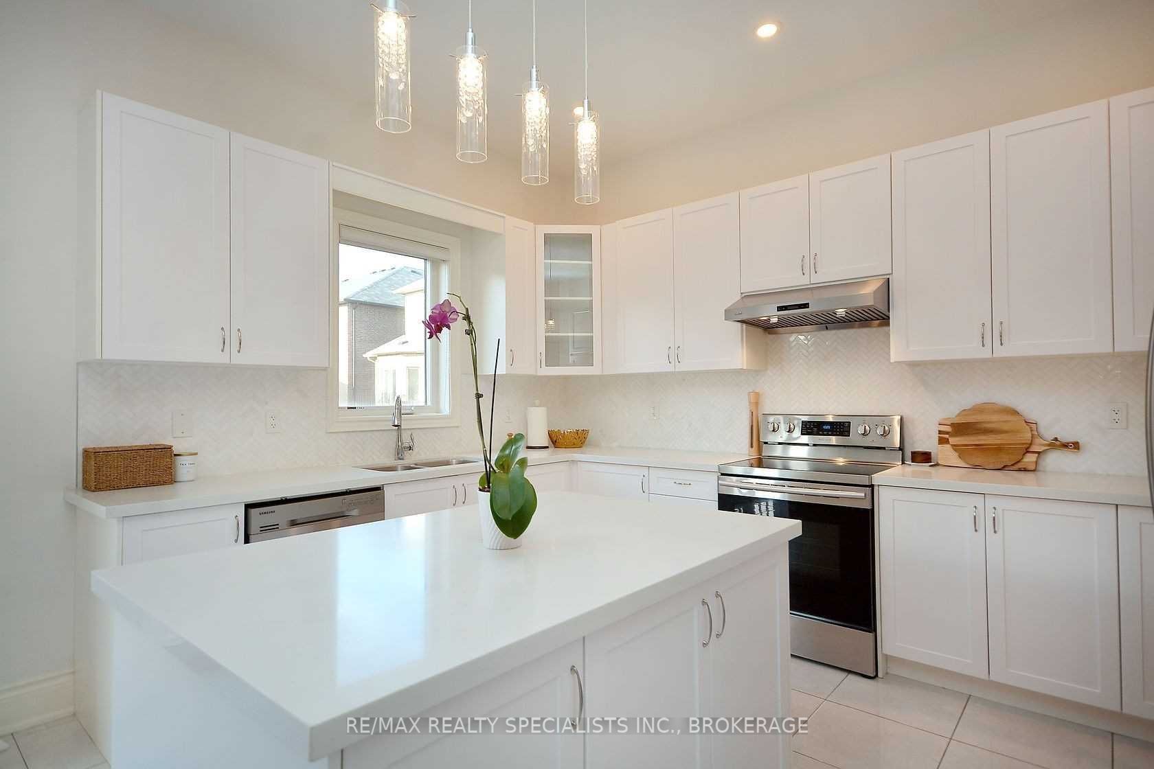 Listing W6008857 - Large Photo # 14